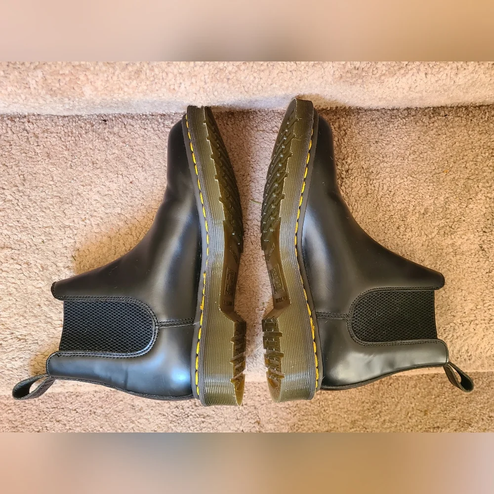 Dr Martens US 7 Women Black Leather Chelsea Boots - Picture 9 of 17